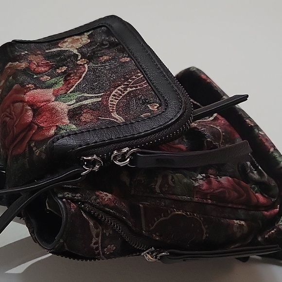 Small velvet backpack - Picture 5 of 6